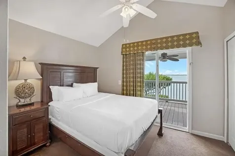 5022 Sunset Village Drive Duck Key FL 33050