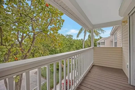 5022 Sunset Village Drive Duck Key FL 33050
