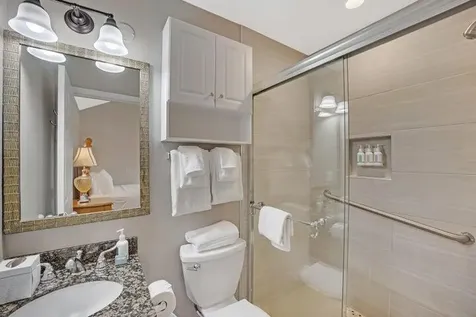 5022 Sunset Village Drive Duck Key FL 33050