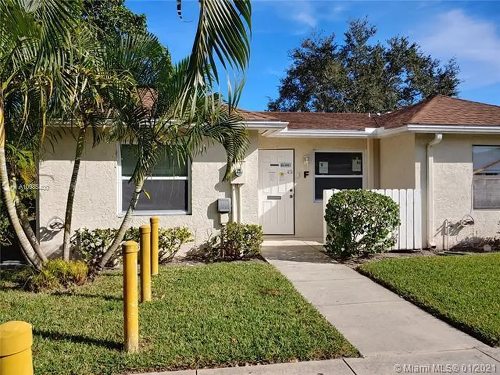 5060 Sanctuary Way West Palm Beach FL 33417