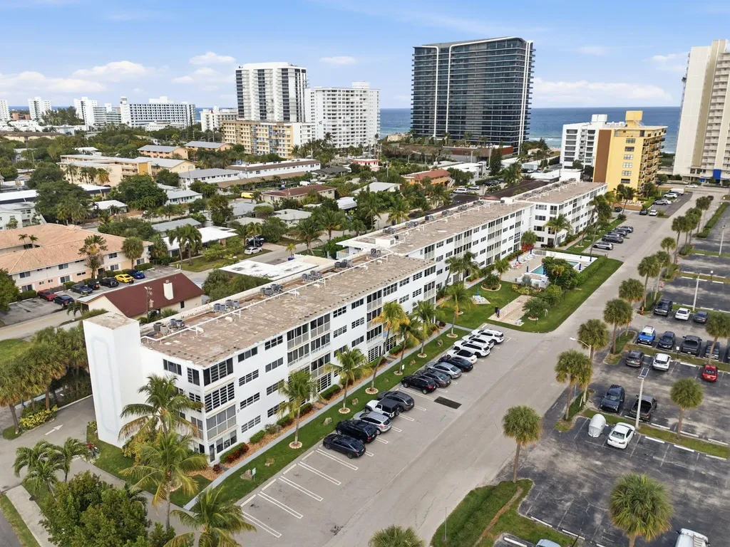 3221 Ne 8th Street Pompano Beach FL 33062