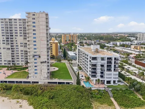 3221 Ne 8th Street Pompano Beach FL 33062