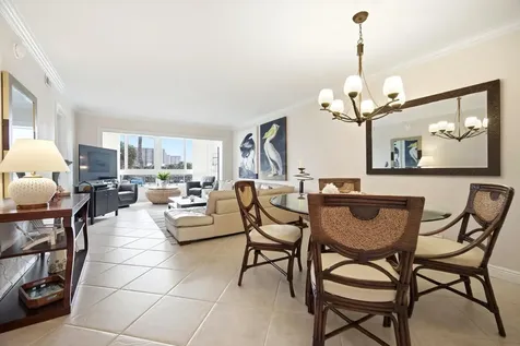 3221 Ne 8th Street Pompano Beach FL 33062