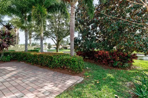 5194 Eleuthra Circle Vero Beach FL 32967