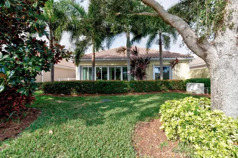 5194 Eleuthra Circle Vero Beach FL 32967