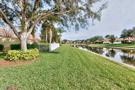 5194 Eleuthra Circle Vero Beach FL 32967