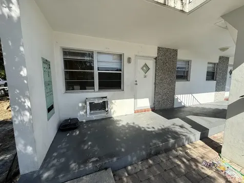 602 N H Street Lake Worth Beach FL 33460