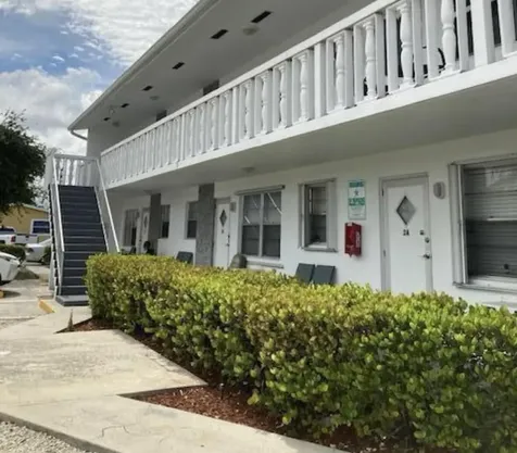 602 N H Street Lake Worth Beach FL 33460