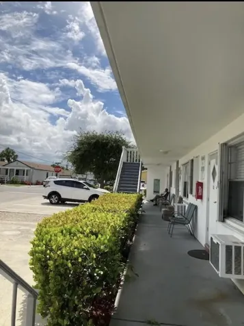 602 N H Street Lake Worth Beach FL 33460