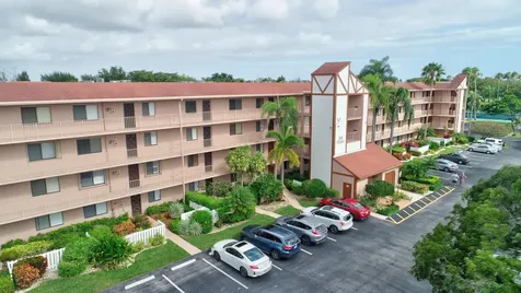7281 Amberly Lane Delray Beach FL 33446