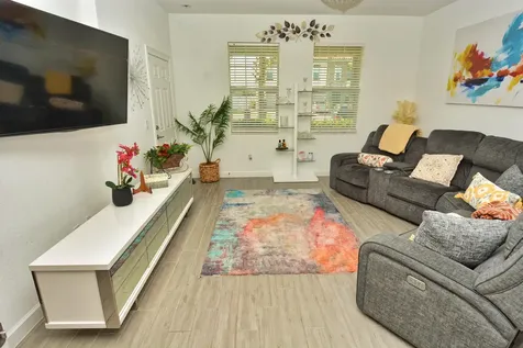 7487 Nw Deysbrook Lane Port Saint Lucie FL 34987