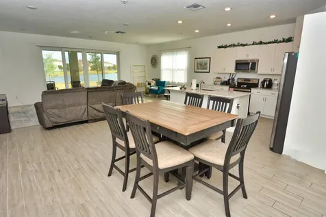 7487 Nw Deysbrook Lane Port Saint Lucie FL 34987