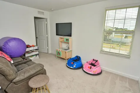 7487 Nw Deysbrook Lane Port Saint Lucie FL 34987