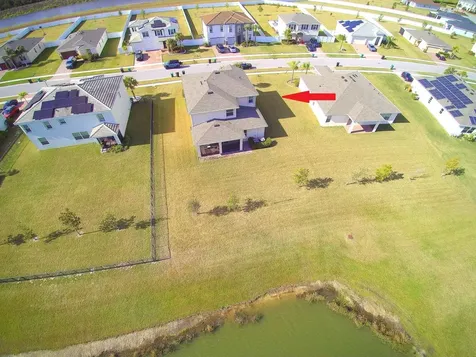 7487 Nw Deysbrook Lane Port Saint Lucie FL 34987