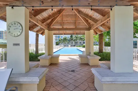 400 N Federal Highway Boynton Beach FL 33435