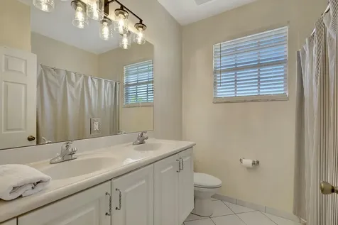 106 Via Santa Cruz Jupiter FL 33458