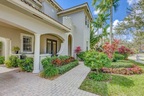 106 Via Santa Cruz Jupiter FL 33458