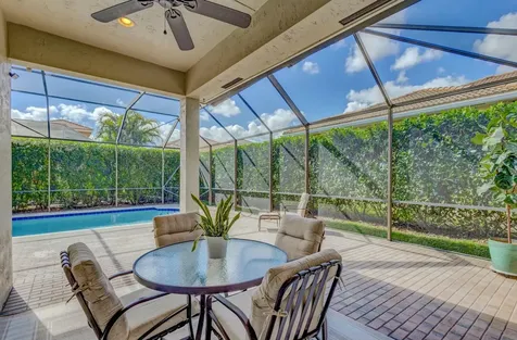 106 Via Santa Cruz Jupiter FL 33458