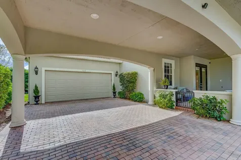 106 Via Santa Cruz Jupiter FL 33458