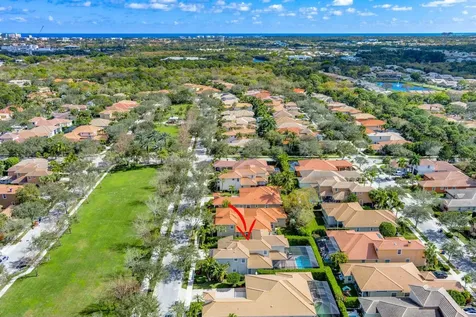 106 Via Santa Cruz Jupiter FL 33458