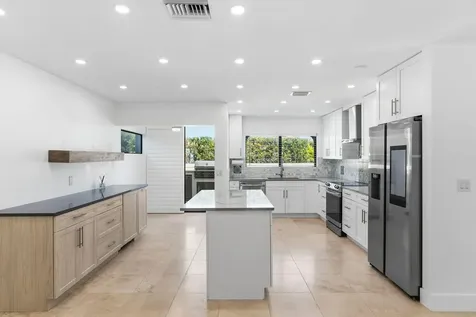1484 Via Del Sol Jupiter FL 33477