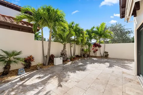 1484 Via Del Sol Jupiter FL 33477