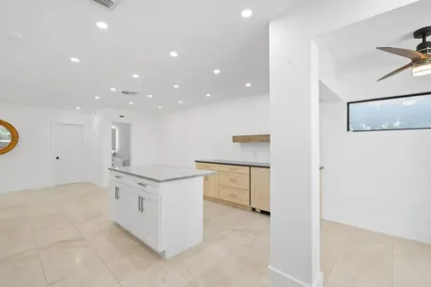 1484 Via Del Sol Jupiter FL 33477