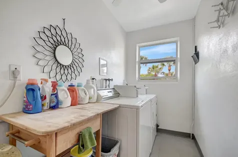 23 Colonial Club Drive Boynton Beach FL 33435