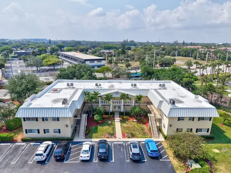 23 Colonial Club Drive Boynton Beach FL 33435