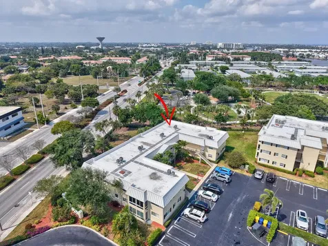 23 Colonial Club Drive Boynton Beach FL 33435