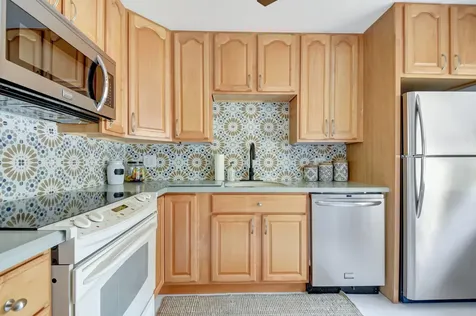 23 Colonial Club Drive Boynton Beach FL 33435