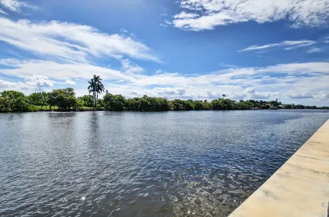 23 Colonial Club Drive Boynton Beach FL 33435