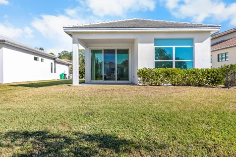 129 Se Strada Cervaro Port Saint Lucie FL 34952