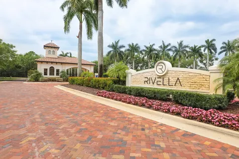 129 Se Strada Cervaro Port Saint Lucie FL 34952