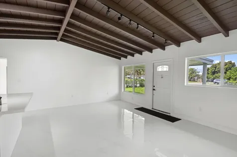 1530 Nw 18th Court Fort Lauderdale FL 33311