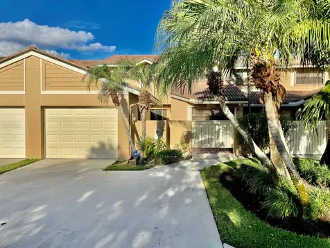 505 Prestwick Circle Palm Beach Gardens FL 33418
