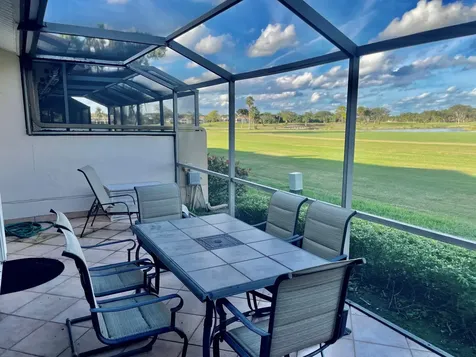 505 Prestwick Circle Palm Beach Gardens FL 33418