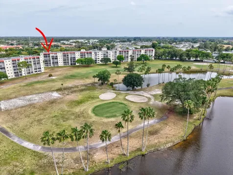 3951 Via Poinciana Lake Worth FL 33467