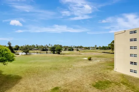 3951 Via Poinciana Lake Worth FL 33467