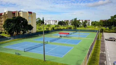3951 Via Poinciana Lake Worth FL 33467
