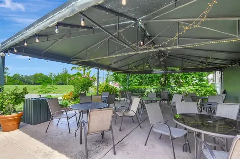 3951 Via Poinciana Lake Worth FL 33467