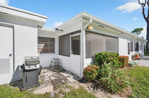 5368 Privet Place Delray Beach FL 33484