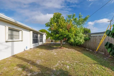300 Michigan Place West Palm Beach FL 33409