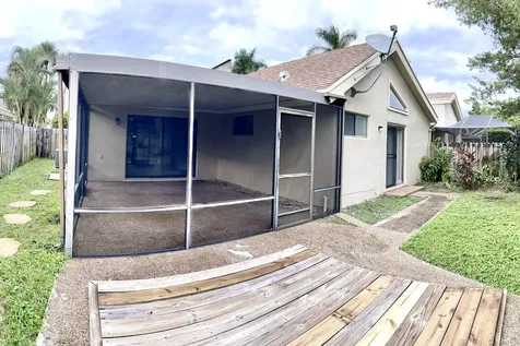 7614 Sierra Terrace Boca Raton FL 33433