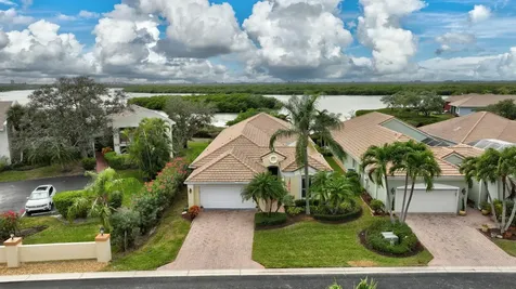 3305 Caracal Drive Fort Pierce FL 34949
