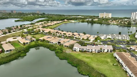 3305 Caracal Drive Fort Pierce FL 34949