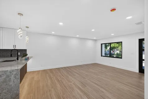 3900 Kenas Street West Palm Beach FL 33403