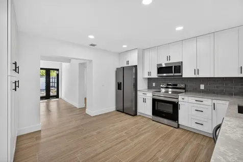 3900 Kenas Street West Palm Beach FL 33403