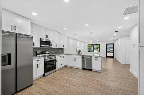 3900 Kenas Street West Palm Beach FL 33403