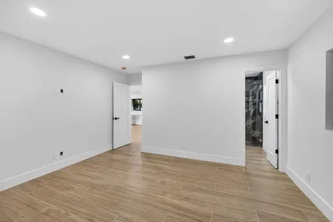 3900 Kenas Street West Palm Beach FL 33403